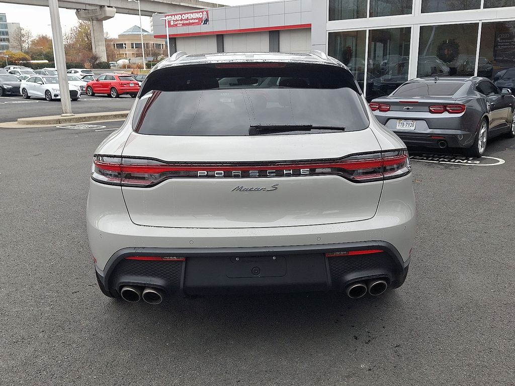 Thumbnail: 2022 Porsche Macan - 5