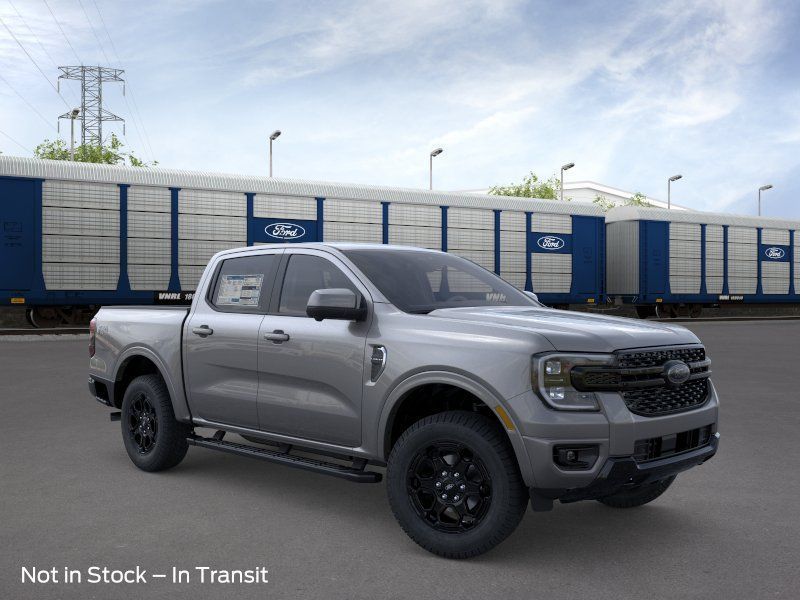 Gray Metallic 2026 Ford Ranger Lariat SuperCrew 4WD Pickup Truck Four-Wheel Drive Automatic