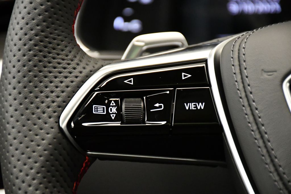 Thumbnail: 2026 Audi RS 7 - 21