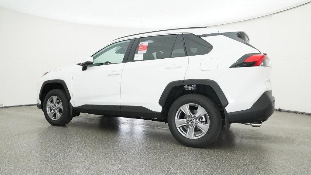 Thumbnail: 2025 Toyota RAV4 - 31