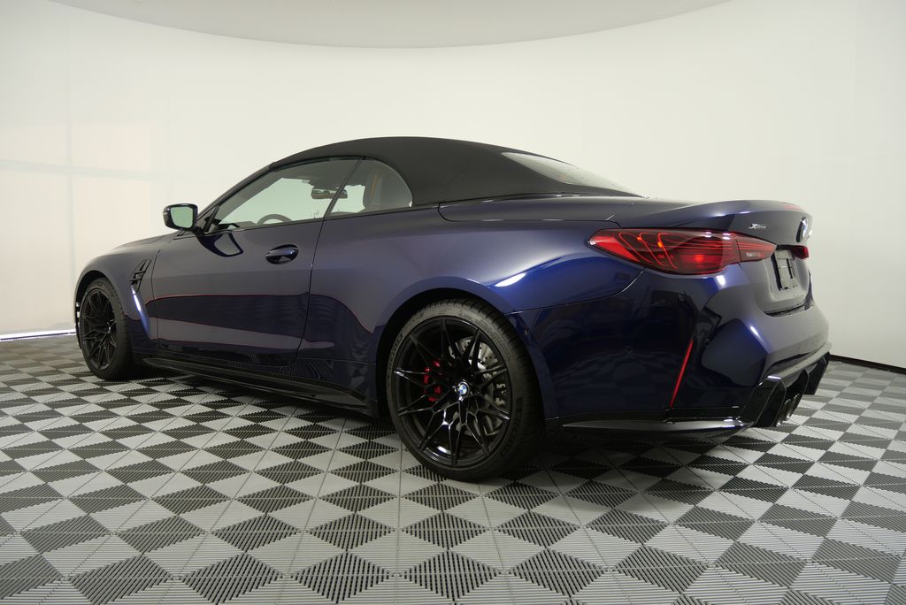 2025 BMW M4 Competition 7