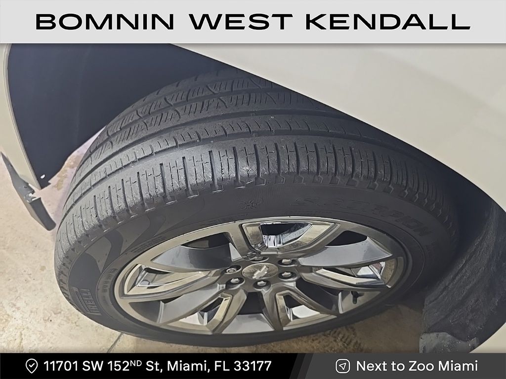 2020 Chevrolet Suburban Premier photo