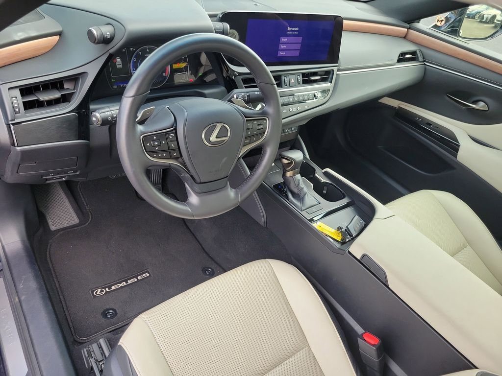 used 2025 Lexus ES car, priced at $44,998