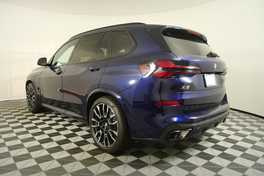 Thumbnail: 2026 BMW X5 - 5
