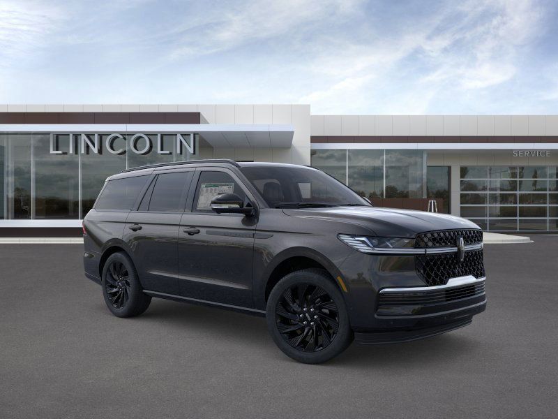 Thumbnail: 2025 Lincoln Navigator - 7