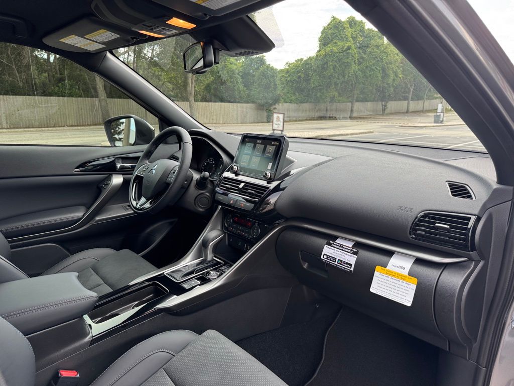 2025 Mitsubishi Eclipse Cross SEL photo 23