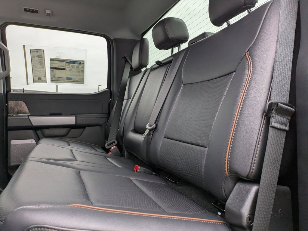 2025 Ford F-250 Black Widow