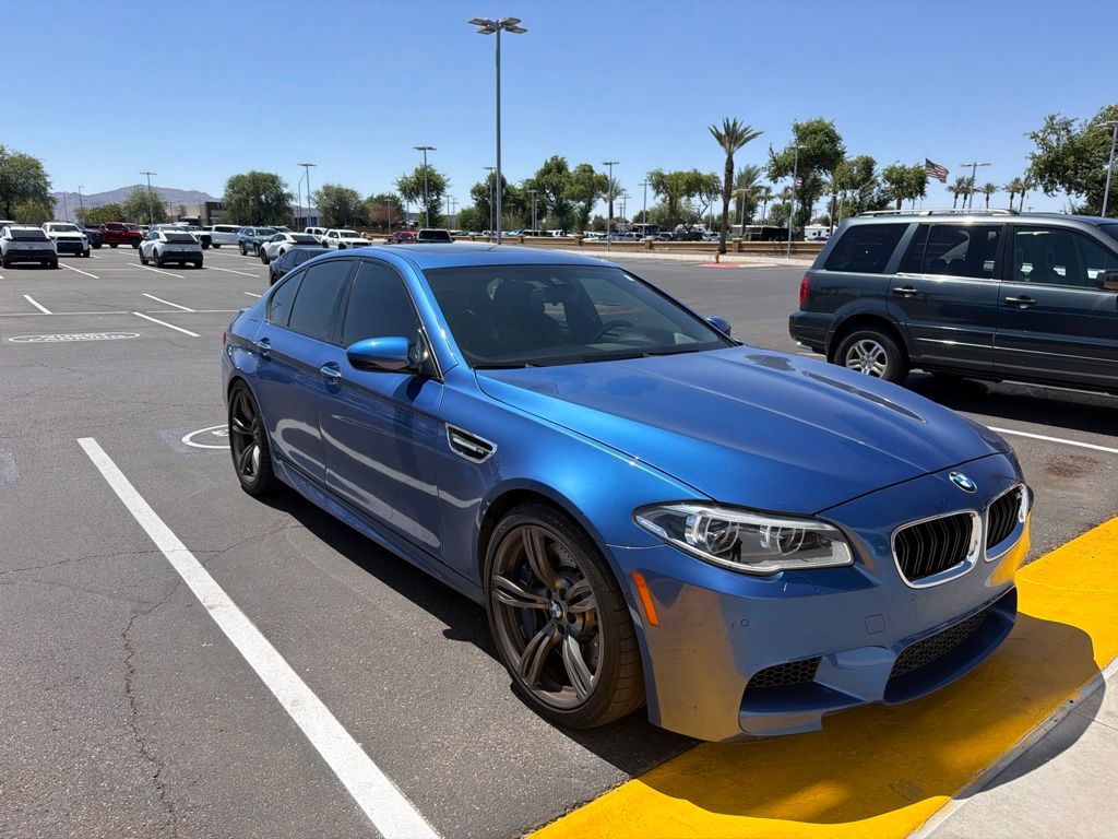 Thumbnail: 2016 BMW M5 - 14