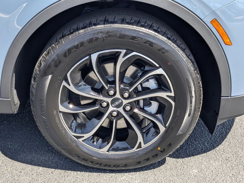 2025 Lincoln Nautilus Hybrid Premiere