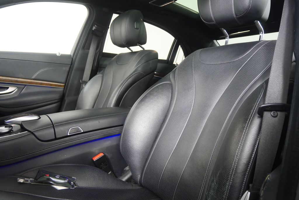 Thumbnail: 2015 Mercedes-Benz S-Class - 8