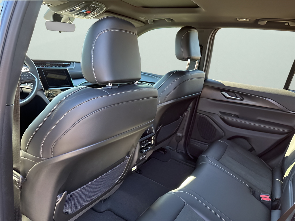 New Car 2025 Jeep Grand Cherokee  For Sale Under $40,000 In Austin, Texas