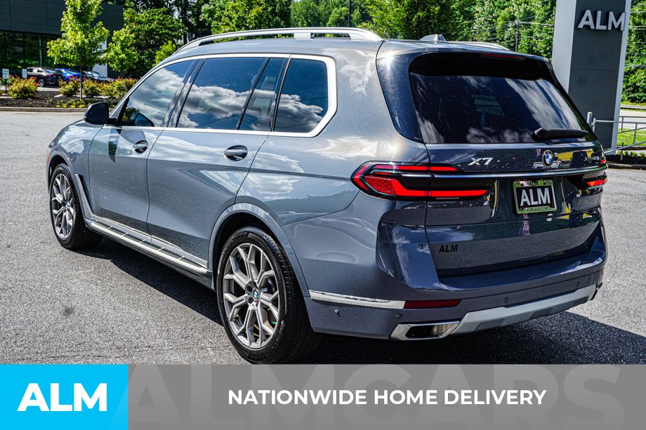 Used 2024 Black BMW xDrive40i image 5