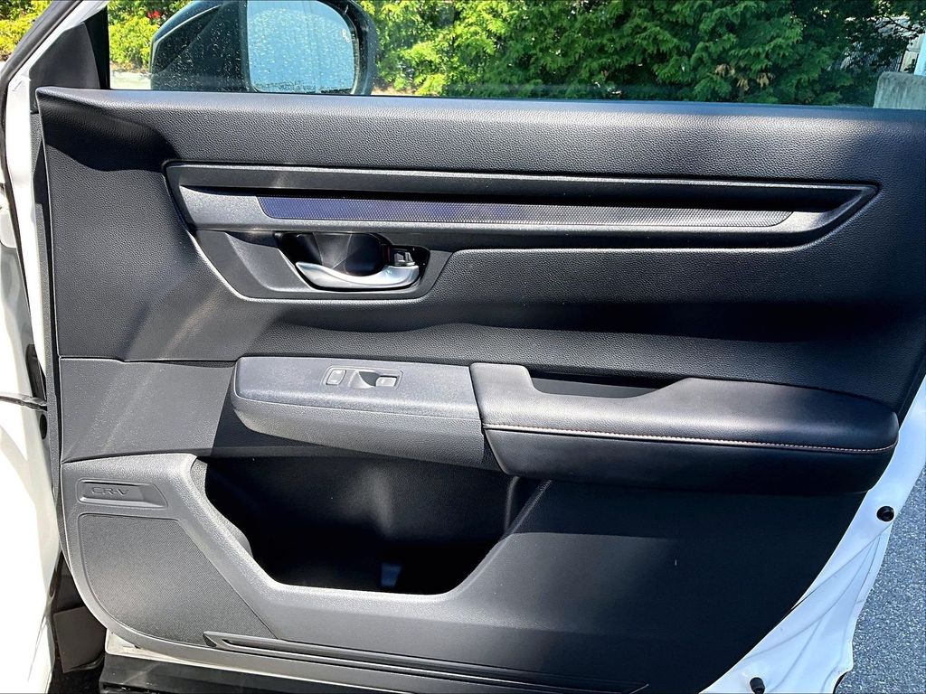 2025 Honda CR-V Hybrid — photo 12