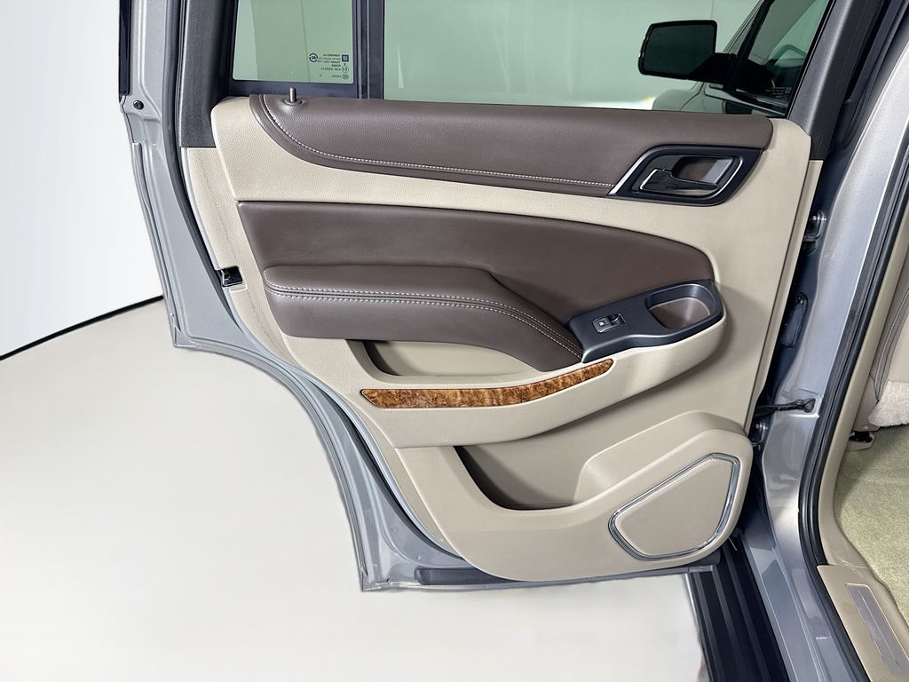 Thumbnail: 2017 Chevrolet Tahoe - 26