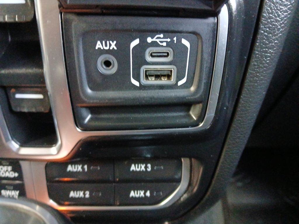 Used Car 2020 Jeep Gladiator  Rubicon For Sale Under $35,000 In Austin, Texas