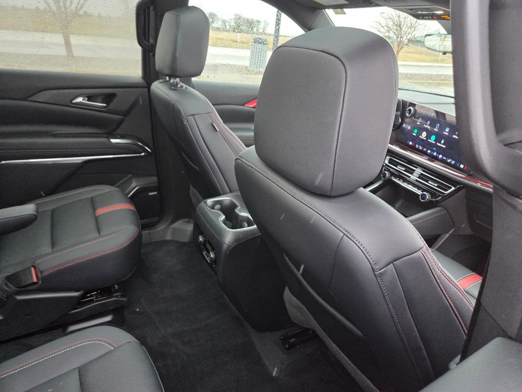 2024 Chevrolet Traverse AWD RS