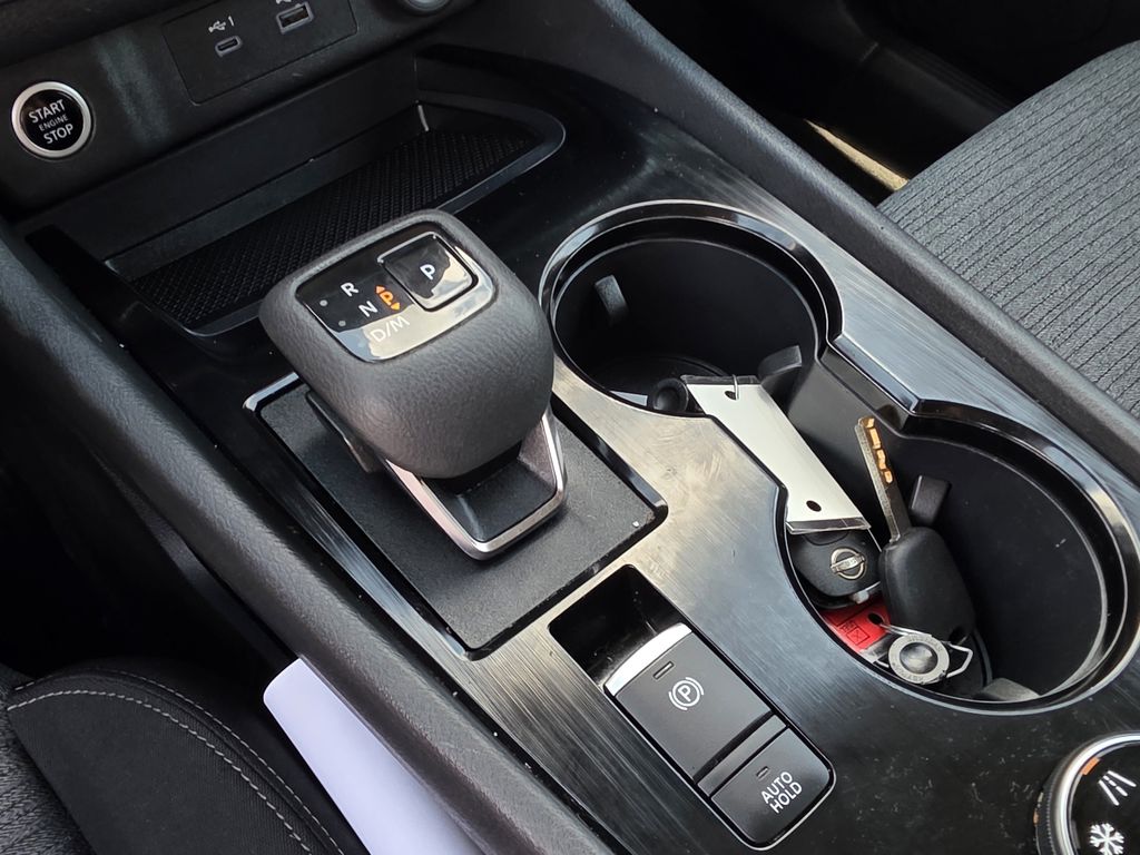 Used 2023 Nissan Rogue SUV