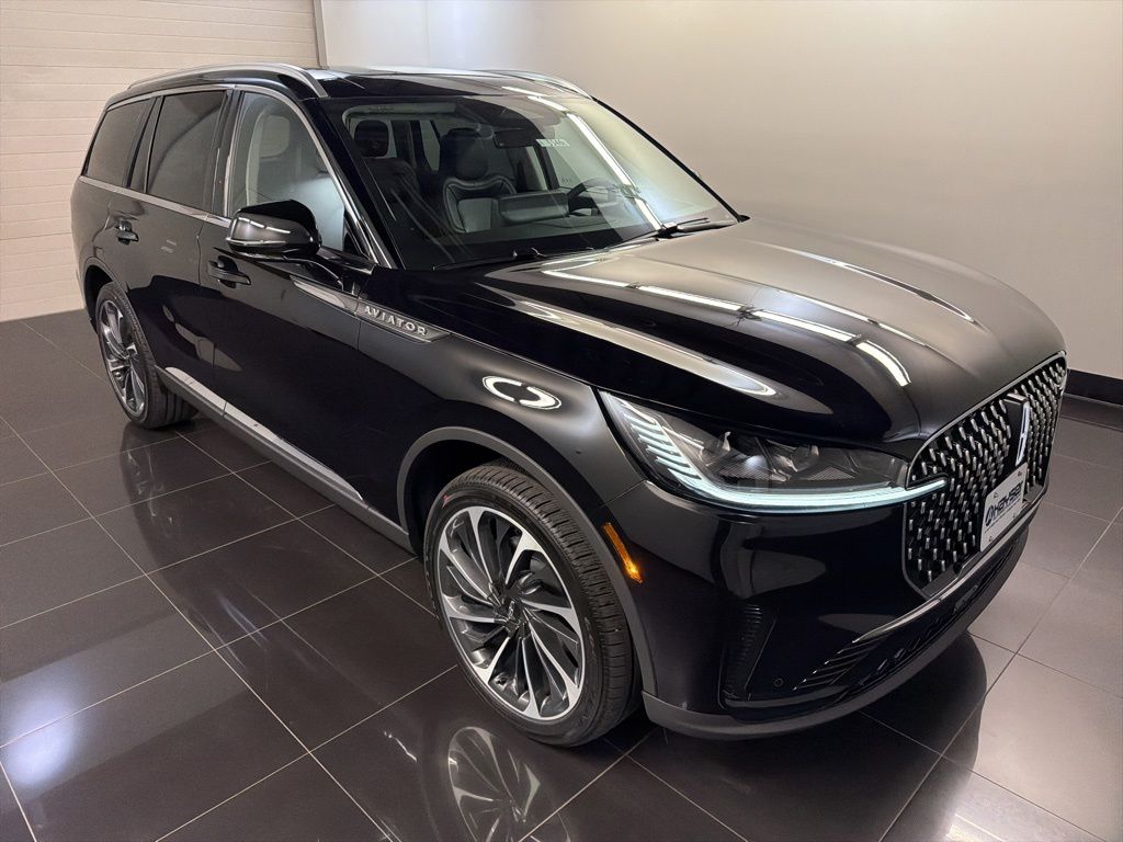 2026 Lincoln Aviator Reserve AWD's photo