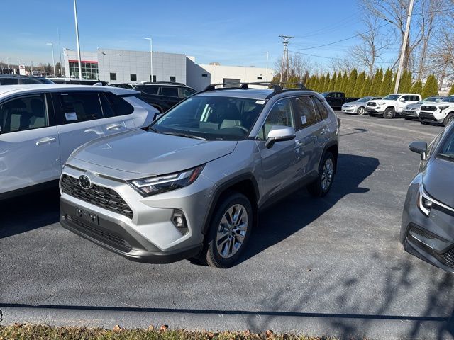 2025 Toyota RAV4 XLE Premium's photo