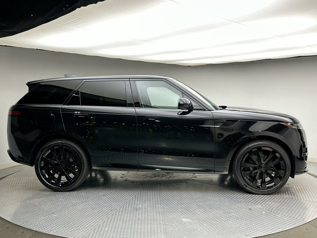 Thumbnail: 2027 Land Rover Range Rover Sport - 4