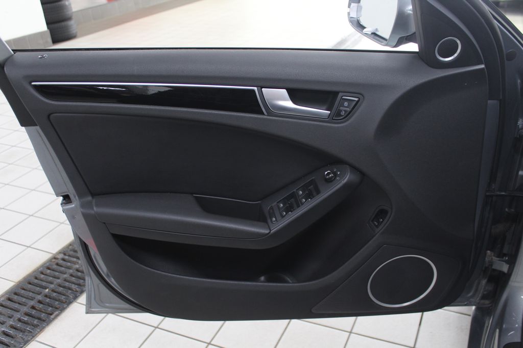 Thumbnail: 2011 Audi A4 - 13