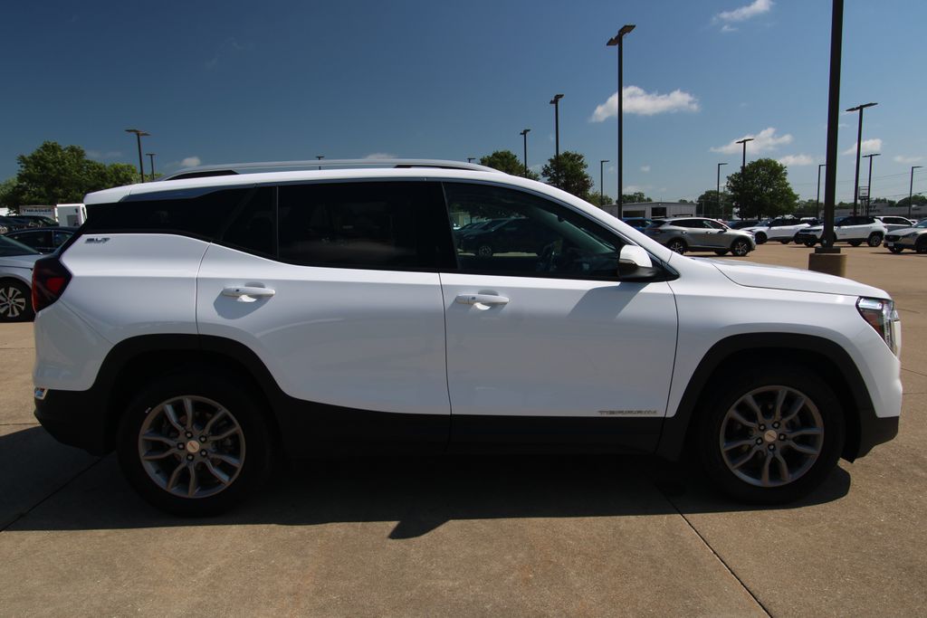 Used 2024 GMC Terrain SUV