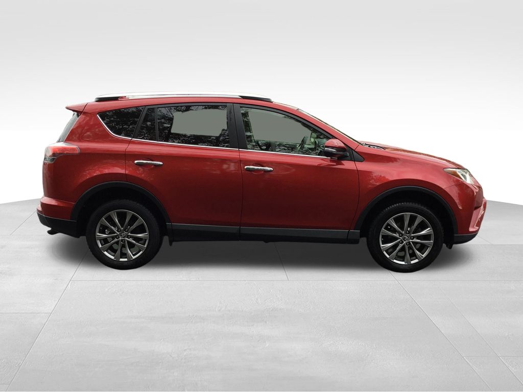 Thumbnail: 2016 Toyota RAV4 - 6