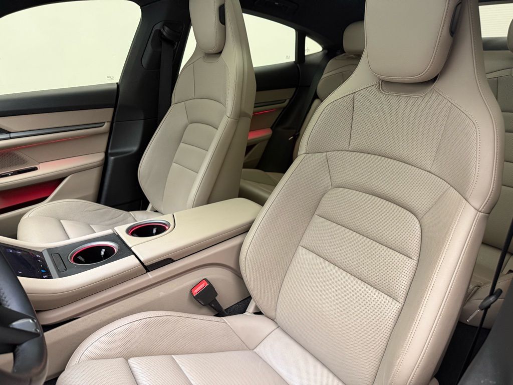 Thumbnail: 2024 Porsche Taycan - 4