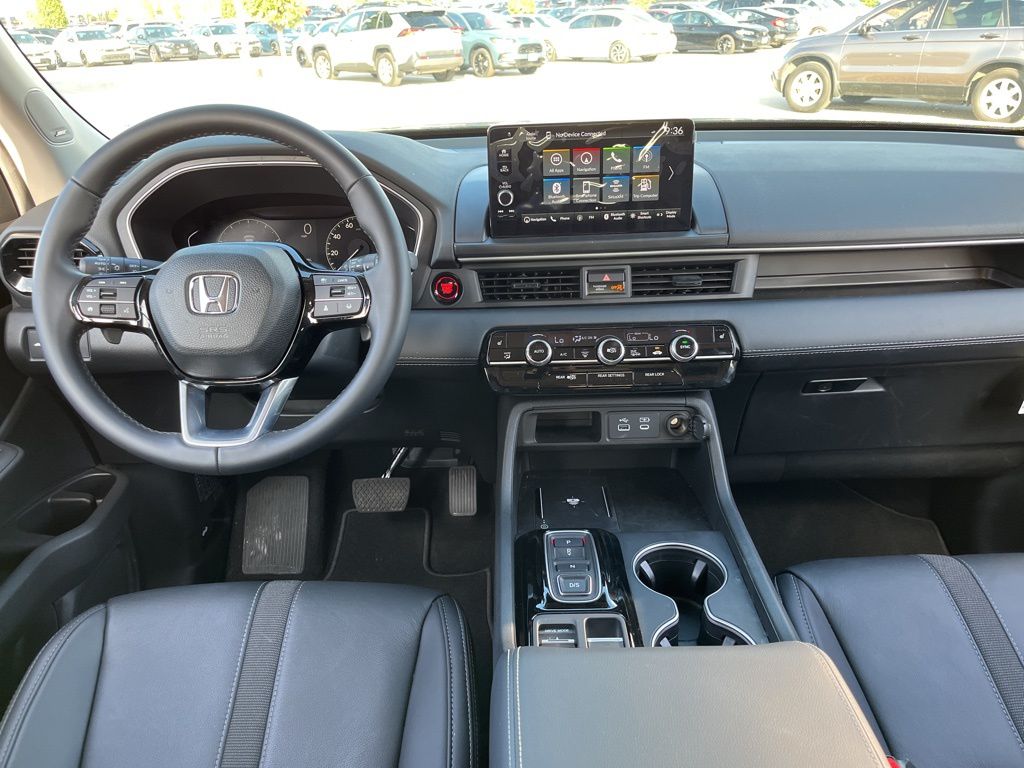 Thumbnail: 2025 Honda Pilot - 16