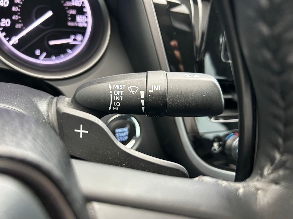 Thumbnail: 2023 Toyota Camry - 21