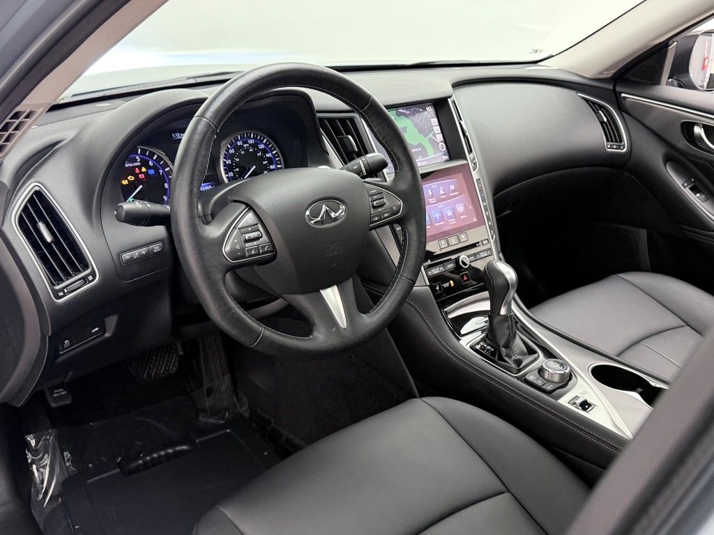 Thumbnail: 2016 INFINITI Q50 - 29