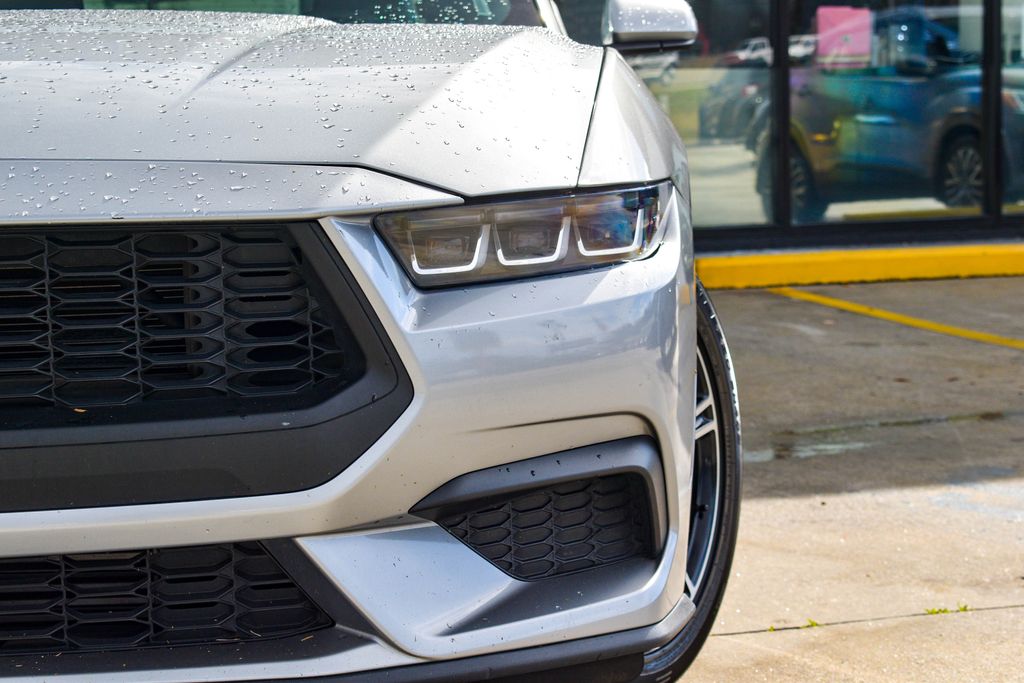 2024 Ford Mustang EcoBoost Premium - 2