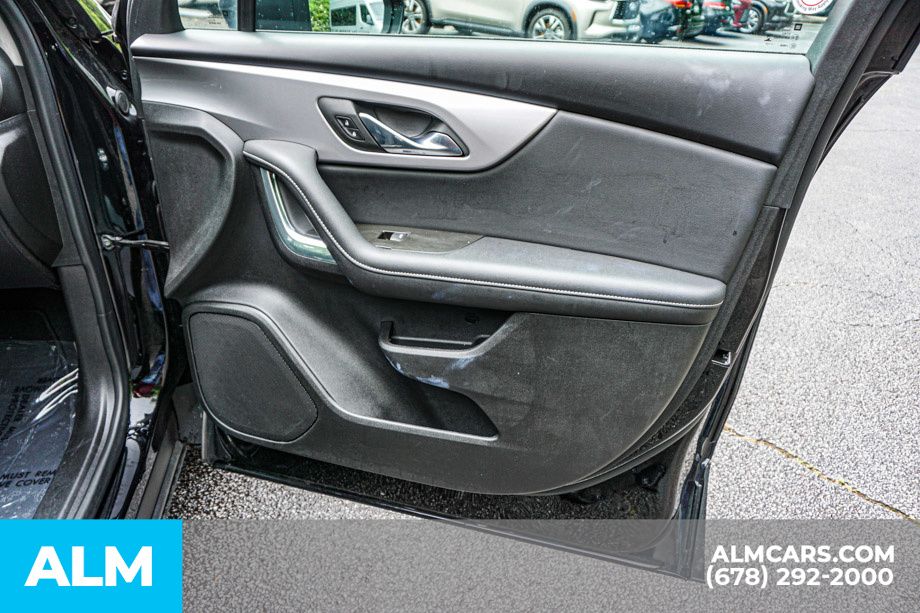 Used 2025 Black Chevrolet LT image 52
