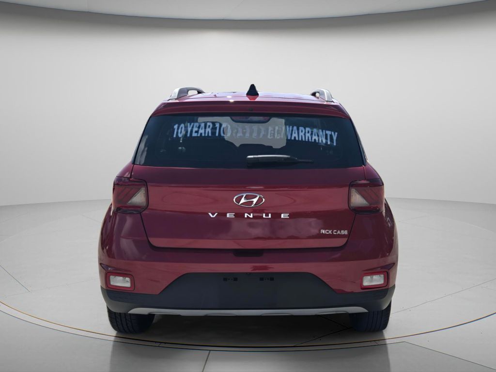 2022 Hyundai Venue - $16,300