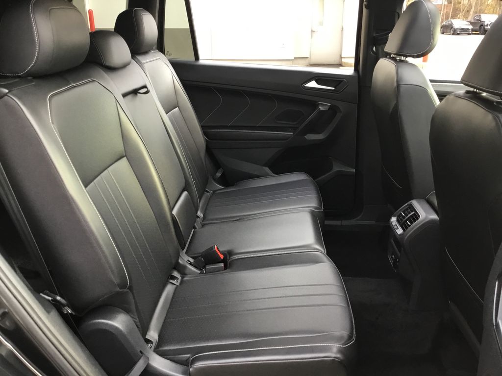 Thumbnail: 2024 Volkswagen Tiguan - 15