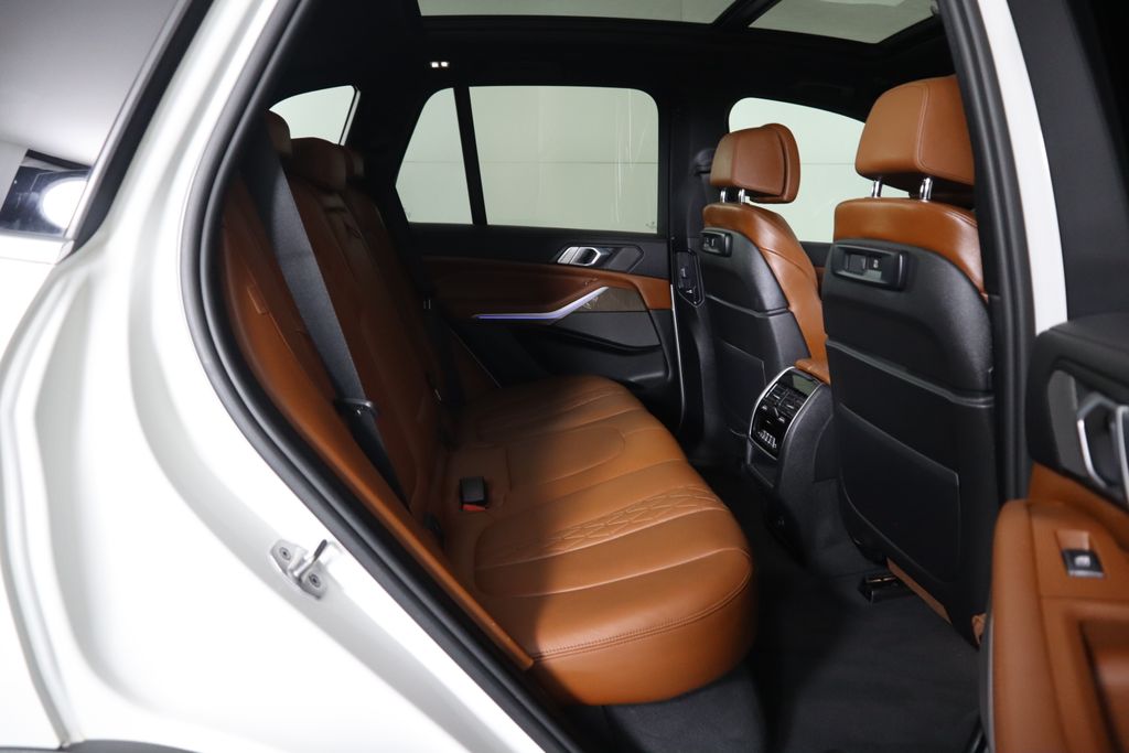 2021 BMW X5 xDrive40i 23