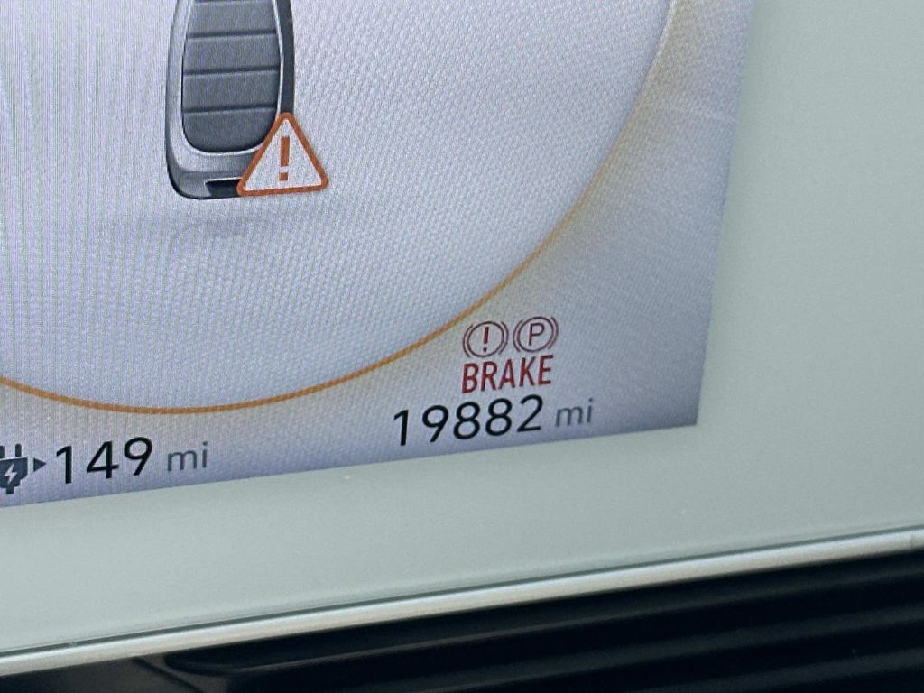 Certified Used 2024 Gray Hyundai Limited image 30