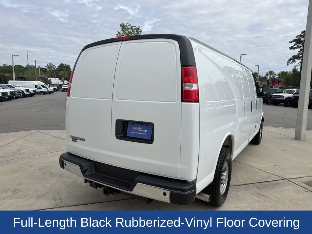 2026 Chevrolet Express Cargo 2500 Extended Wheelbase, WT, RWD