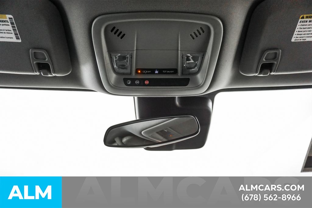 Used 2025 White Chevrolet LT image 57