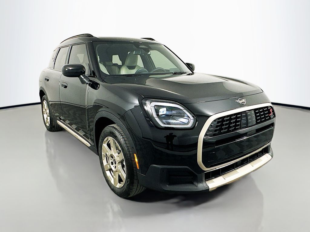 2025 MINI Cooper Countryman Base 3