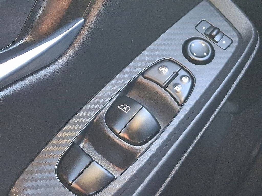 Thumbnail: 2020 Nissan Sentra - 26