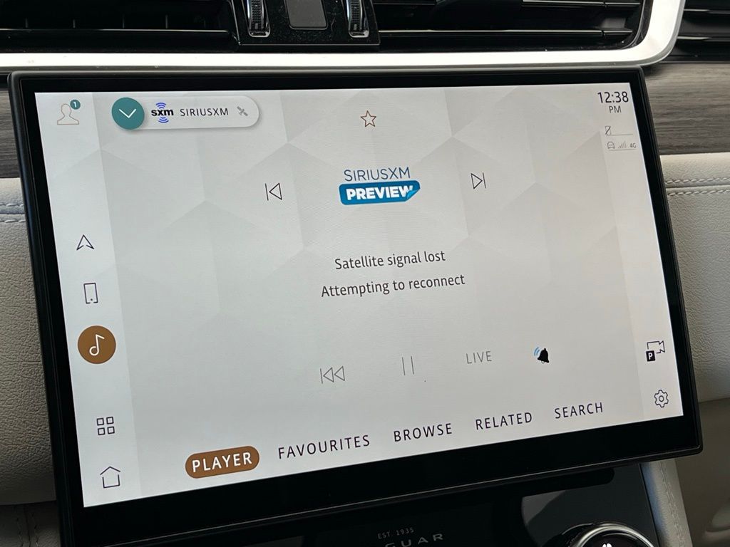 Thumbnail: 2022 Jaguar F-Pace - 13