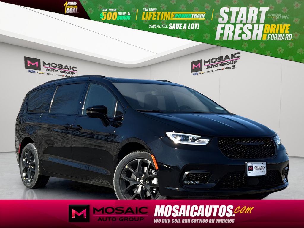 New 2026 Chrysler Pacifica Select Vans