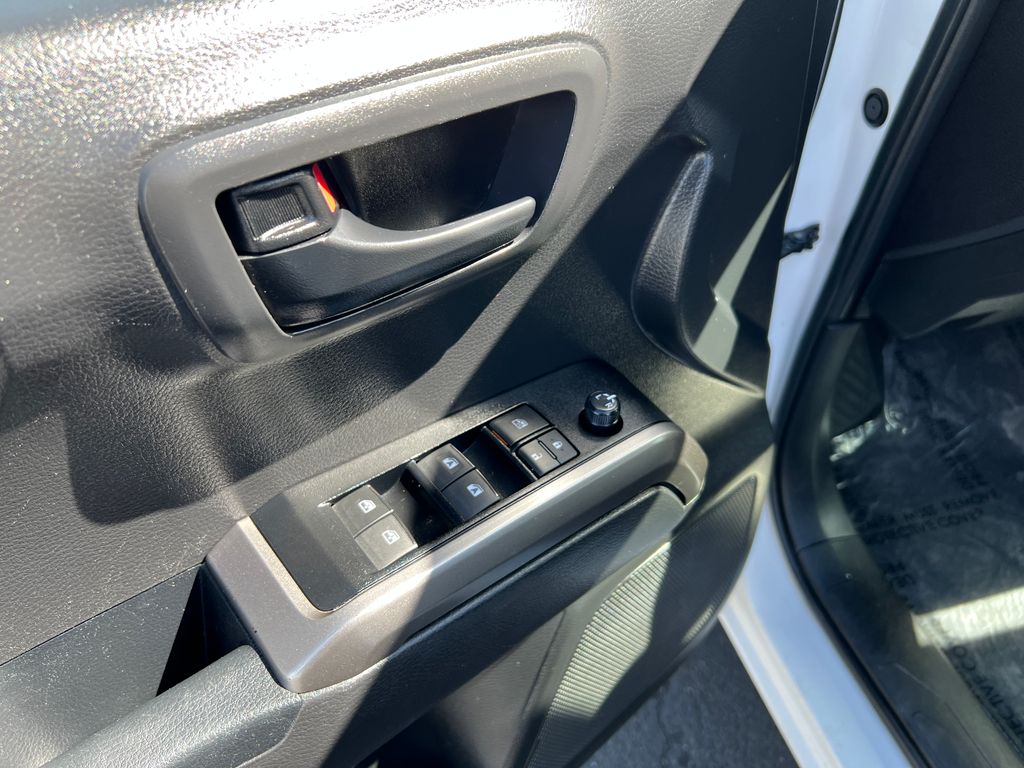 Thumbnail: 2023 Toyota Tacoma - 13