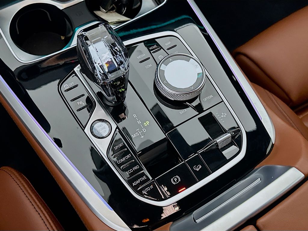 2022 BMW X7 xDrive40i 17