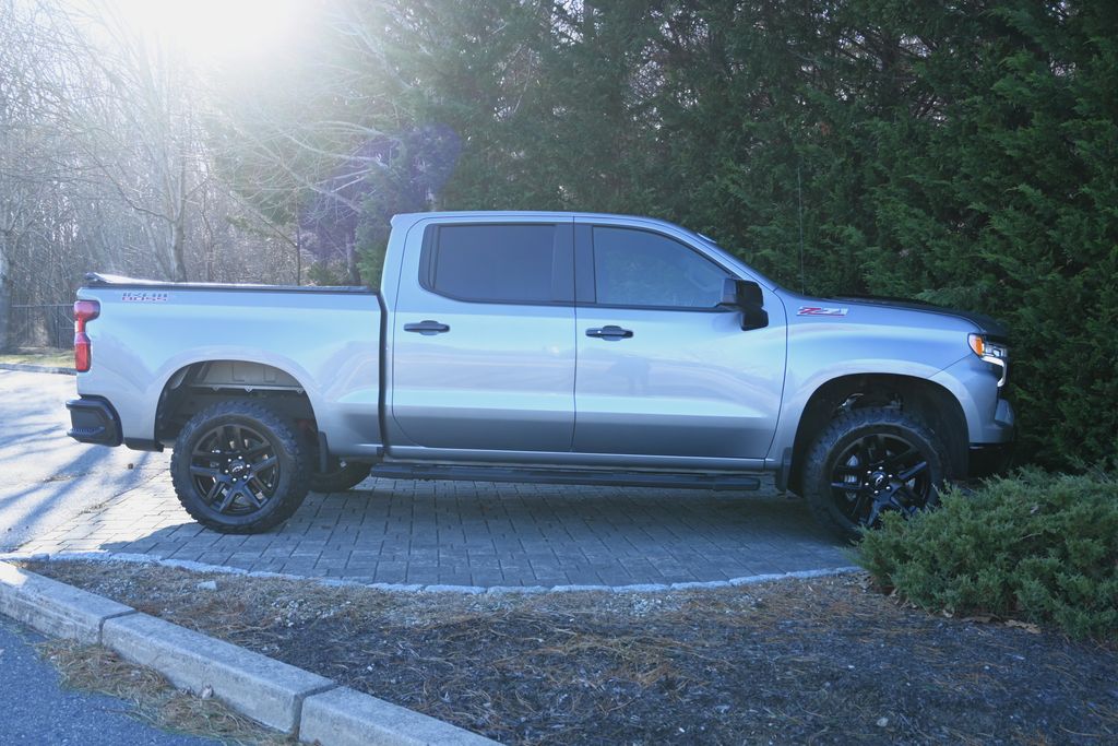 Thumbnail: 2024 Chevrolet Silverado 1500 - 8