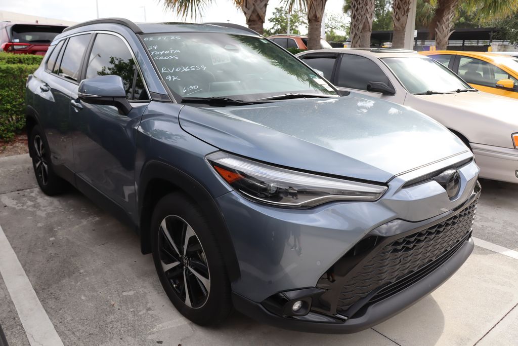 2024 Toyota Corolla Cross XSE 6
