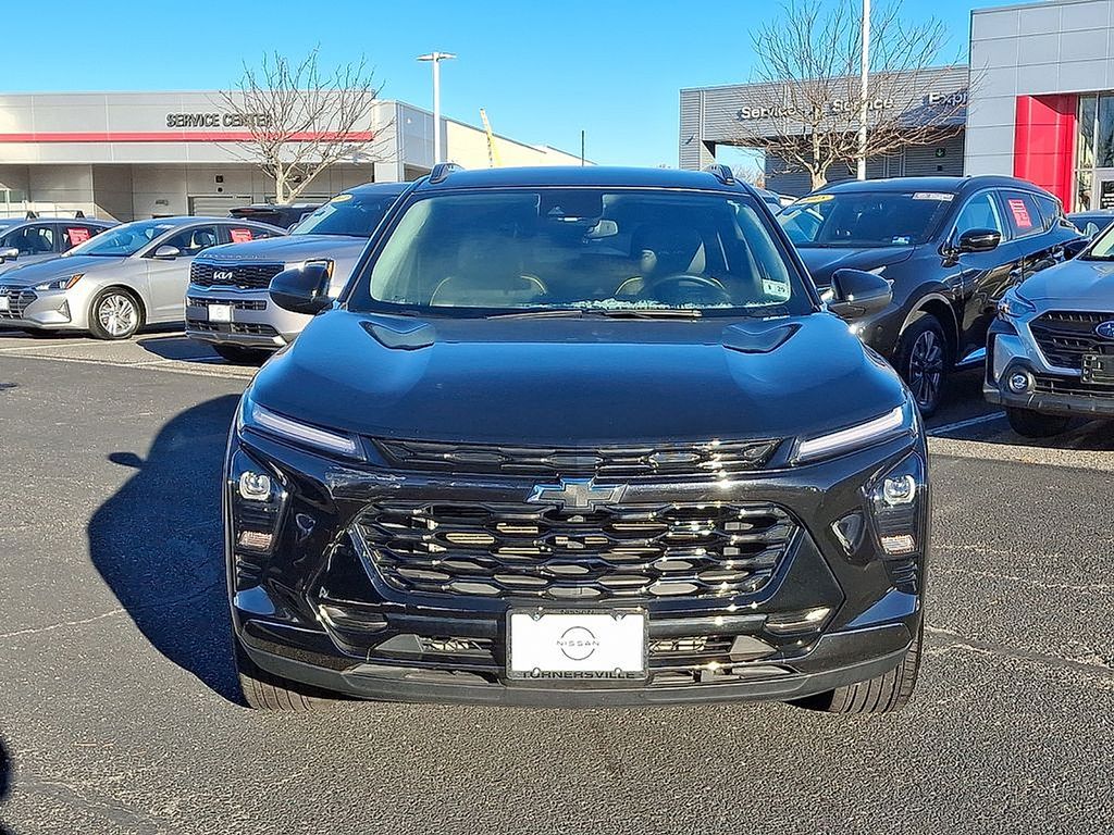 Thumbnail: 2024 Chevrolet Trax - 2