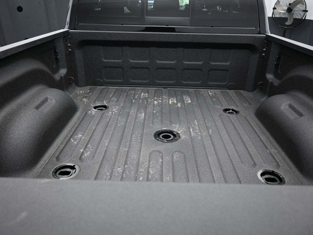 New 2026 Diamond Black Crystal Pearlcoat Ram Laramie image 45