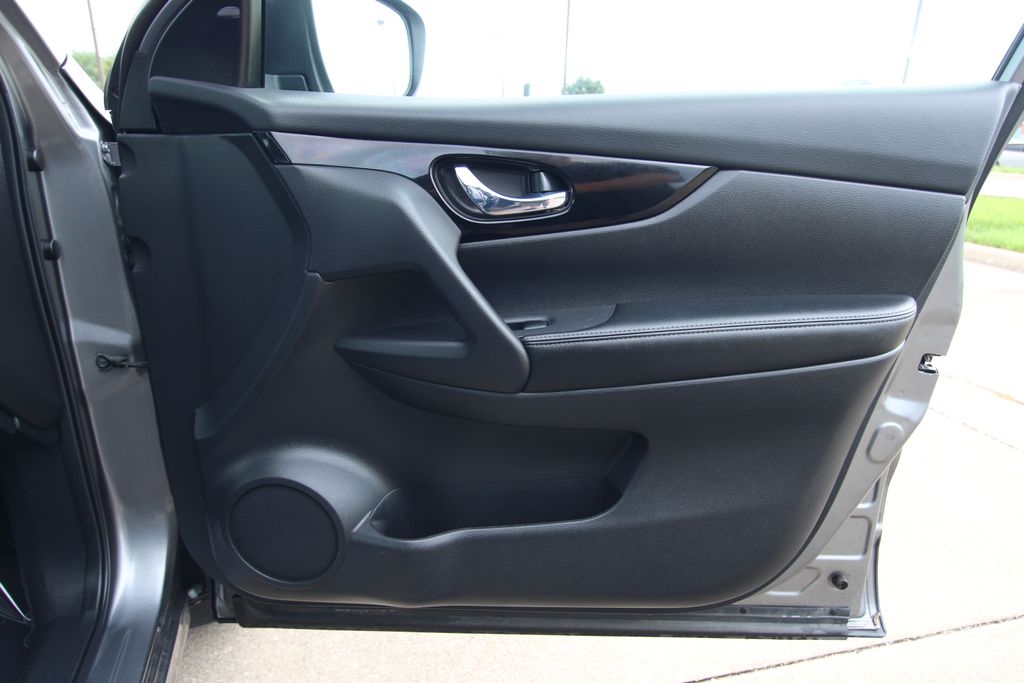 Used 2022 Nissan Rogue Sport SUV